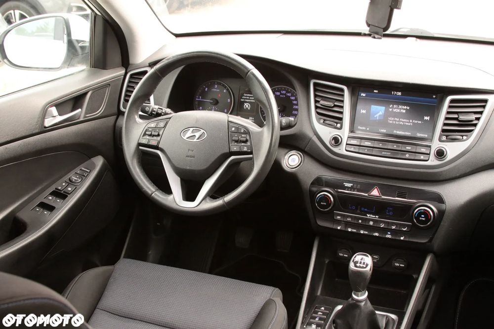 Hyundai Tucson blue 1.7 CRDi 2WD Advantage - 13