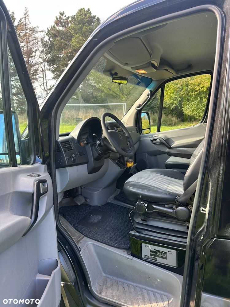 Mercedes-Benz Sprinter - 5