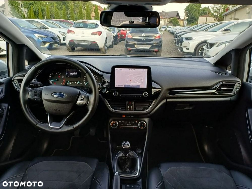 Ford Fiesta 1.0 EcoBoost S&S TITANIUM - 19