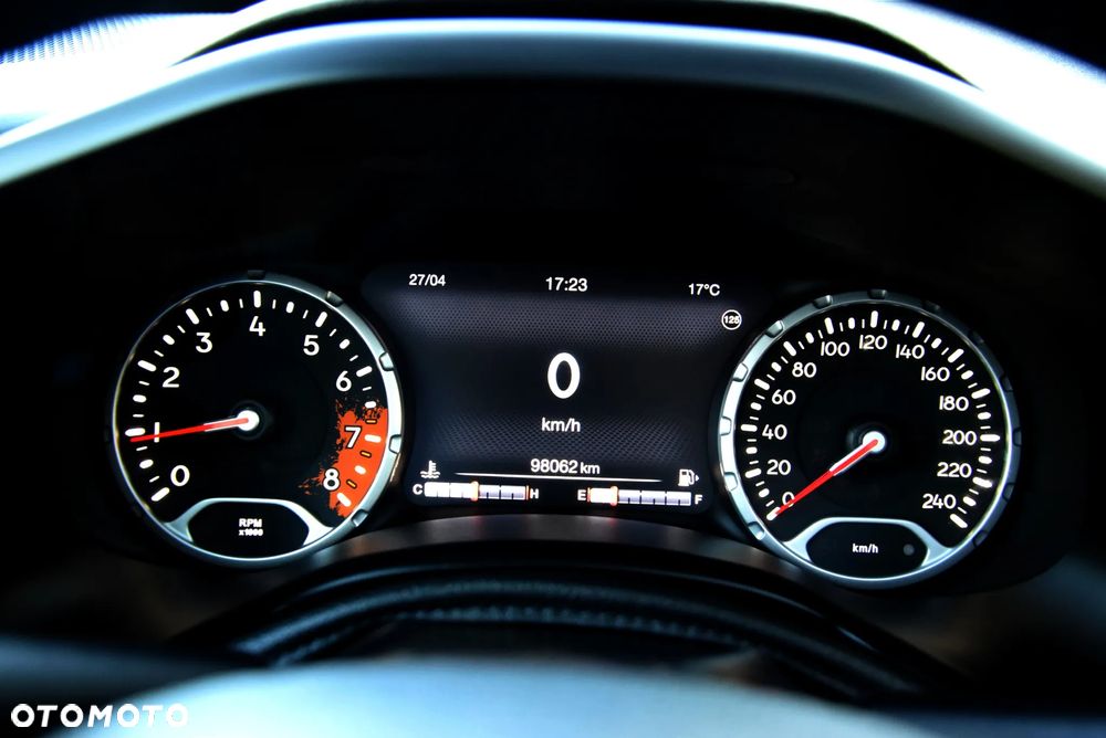 Jeep Renegade 1.4 MultiAir Limited FWD S&S - 32