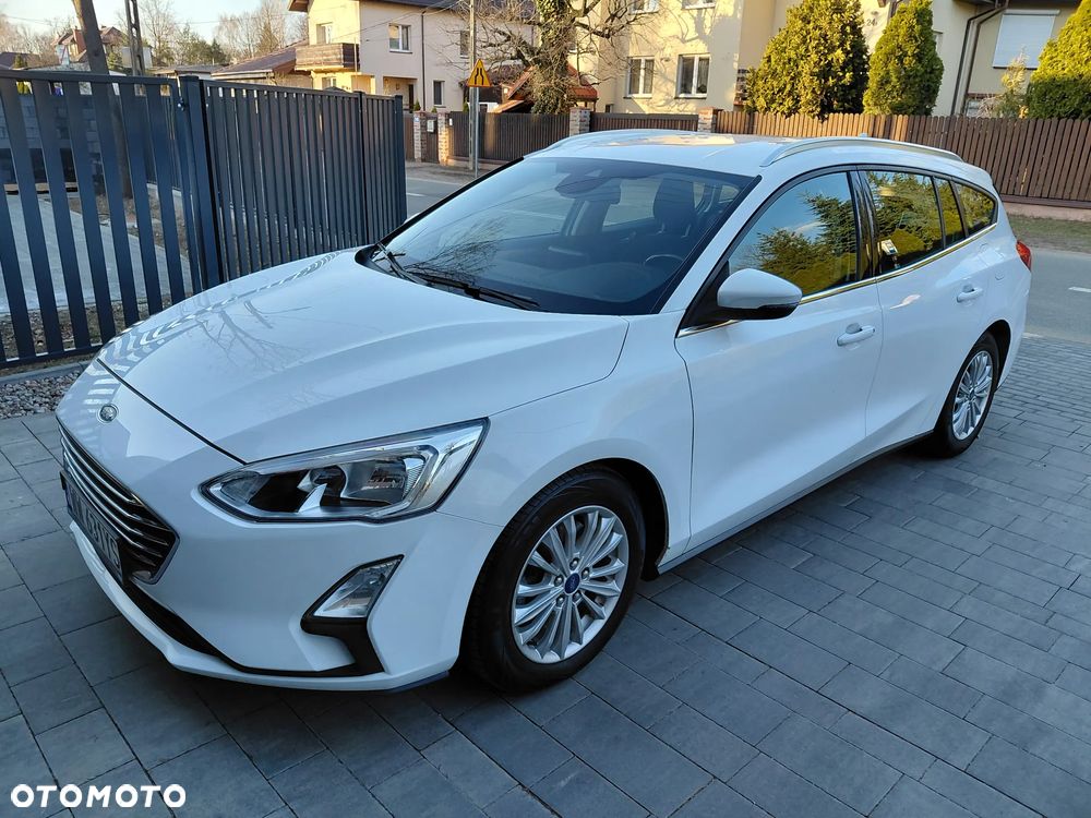 Ford Focus 1.5 EcoBoost Titanium - 1