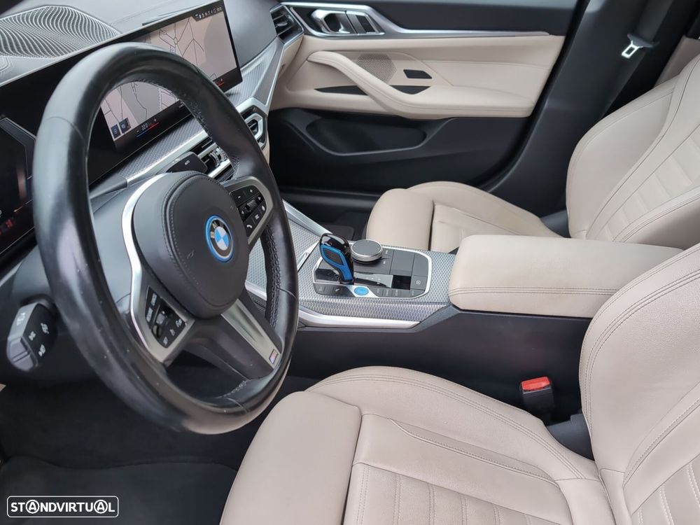 BMW i4 eDrive40 Pack Desportivo M - 11