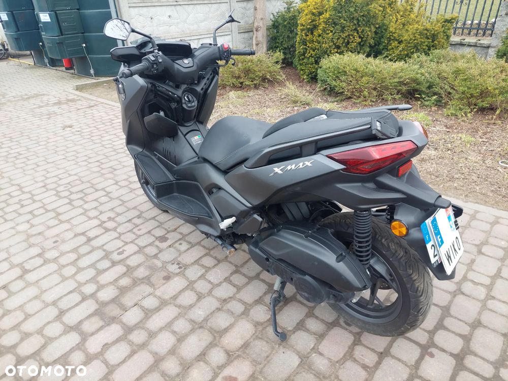 Yamaha X-max - 3