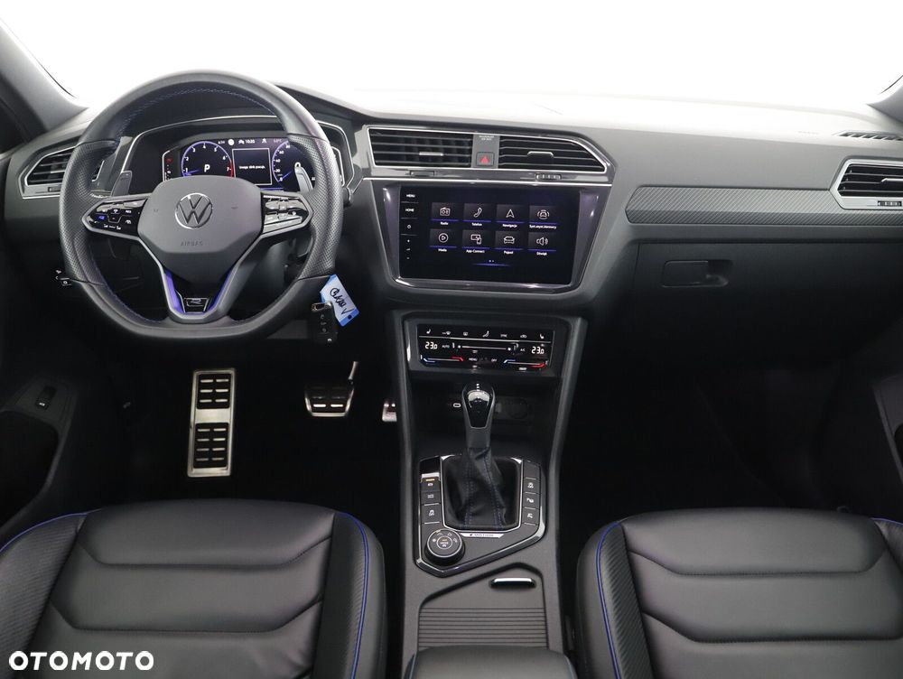 Volkswagen Tiguan - 8