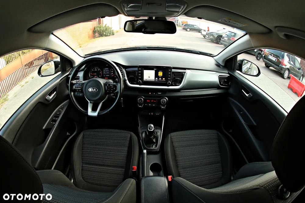 Kia Stonic - 21