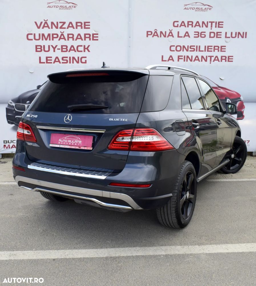 Mercedes-Benz ML 250 BlueTEC 4MATIC 7G-TRONIC - 7