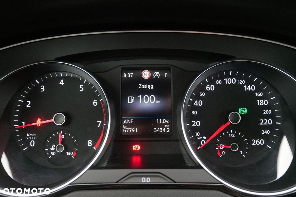 Volkswagen Passat Variant - 9