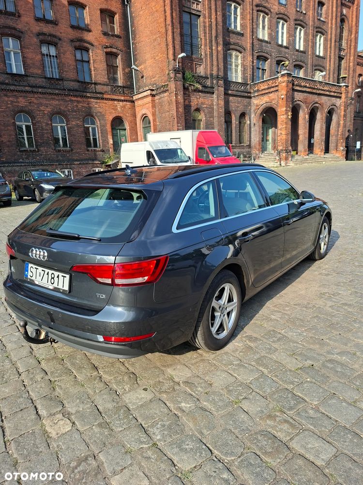 Audi A4 Avant 2.0 TDI S tronic - 11