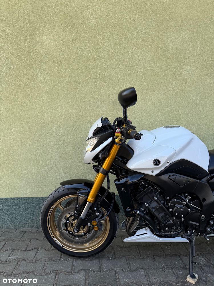 Yamaha FZ8 - 27