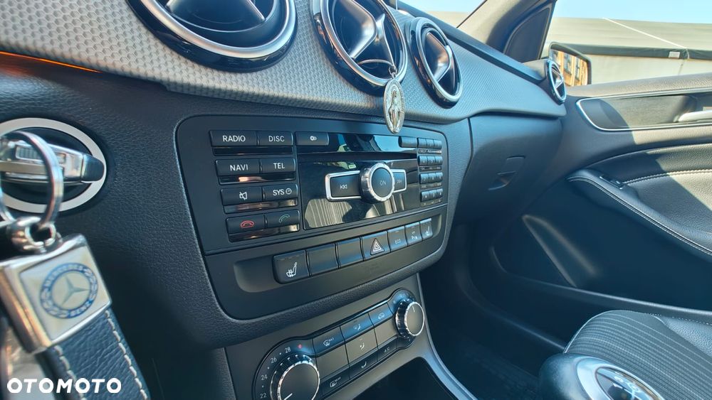 Mercedes-Benz Klasa B 180 BlueEFFICIENCY Edition - 13