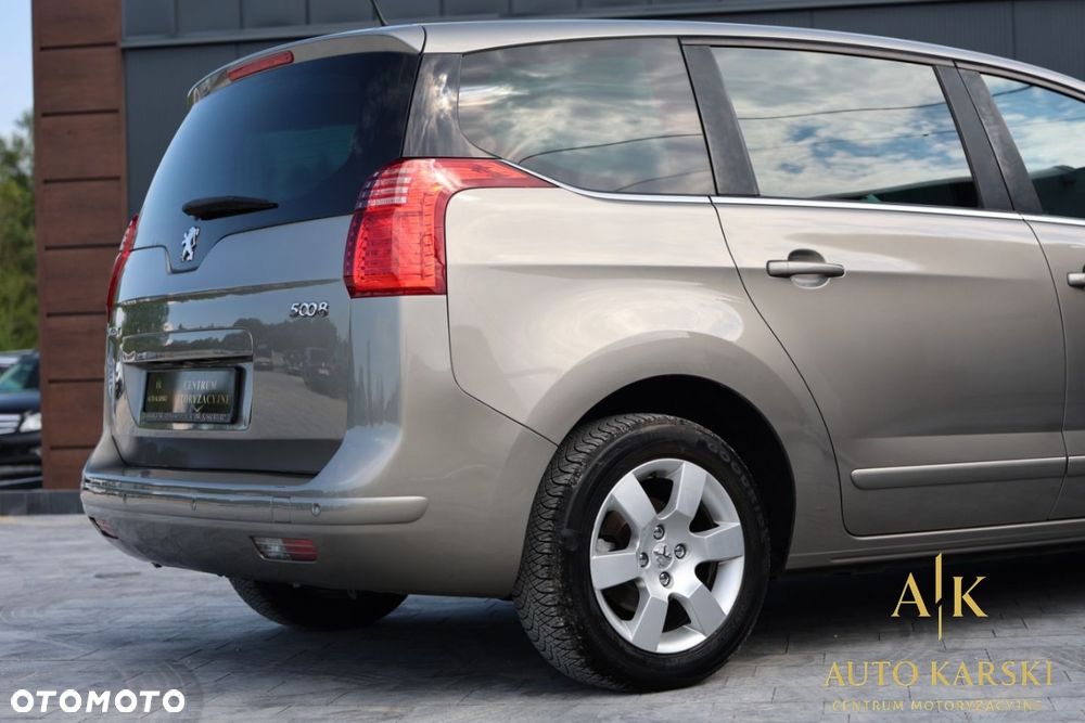 Peugeot 5008 - 14