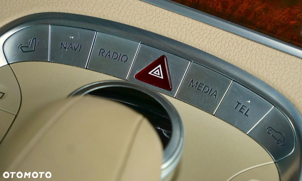 Mercedes-Benz Klasa S 350 (BlueTEC) d 4-Matic 7G-TRONIC - 32