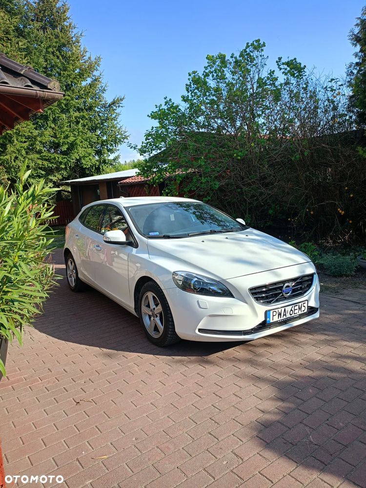 Volvo V40 D2 - 1
