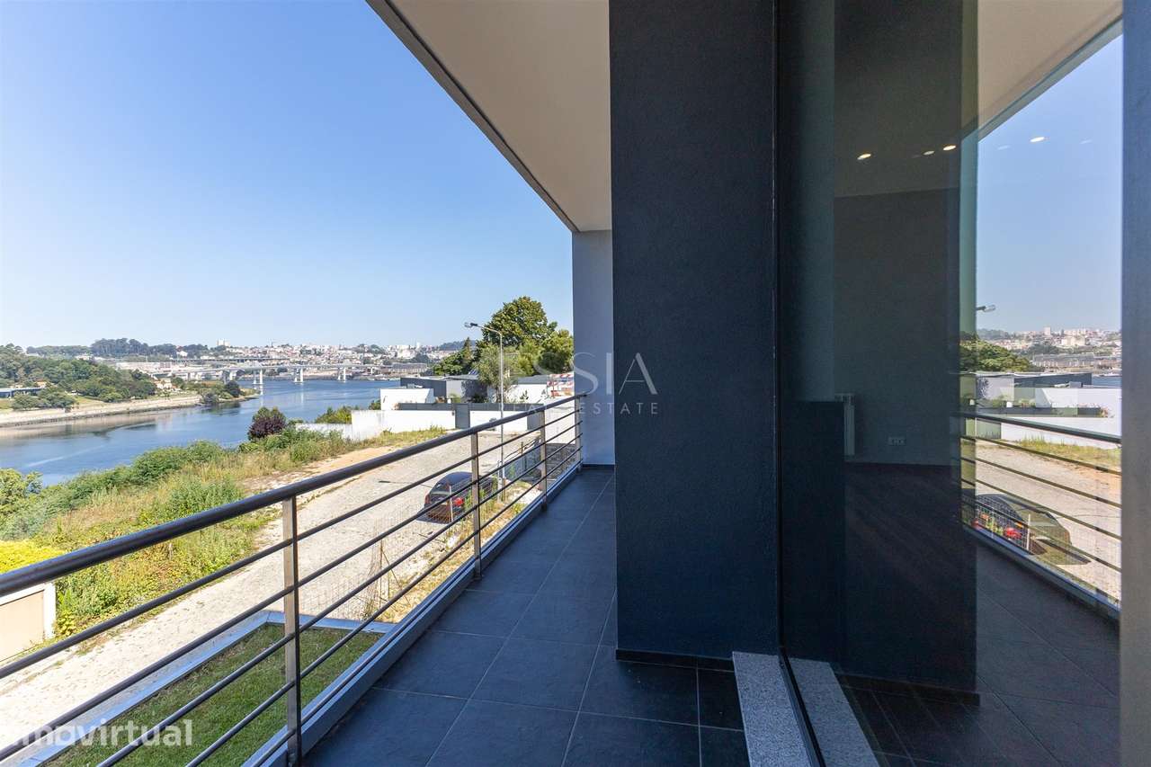 Moradia T4+2 Terraço Vistas Rio| Moradia Valbom | Moradia Gondomar - Grande imagem: 5/34