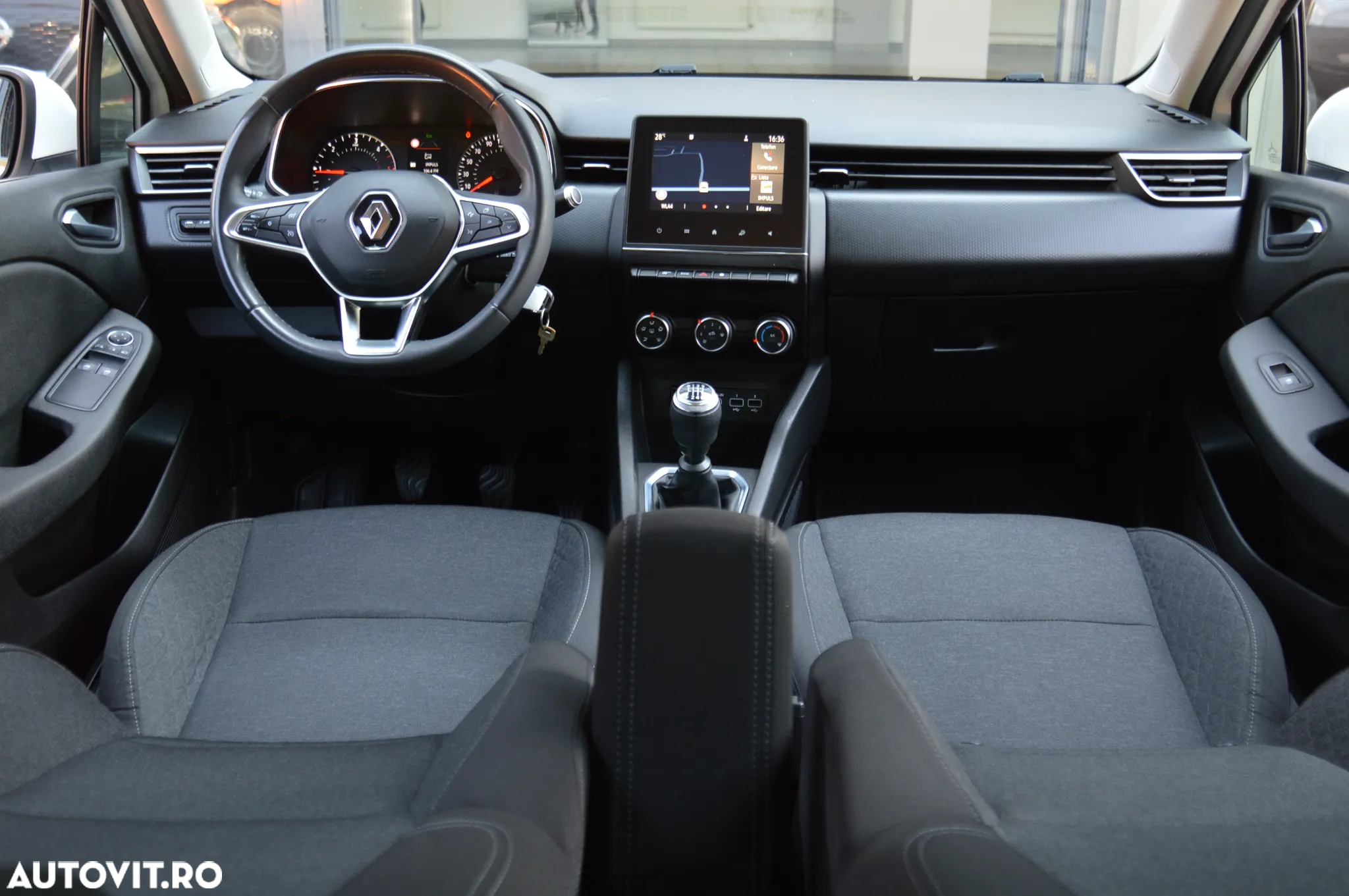 Renault Clio BLUE dCi 115 BUSINESS EDITION - 18