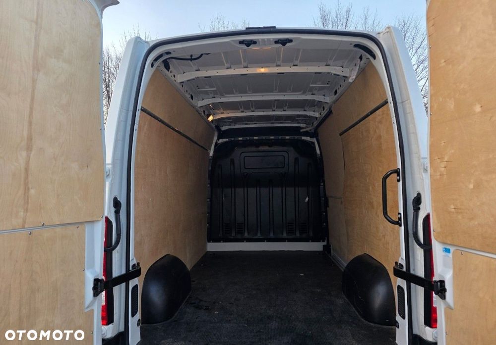 Renault Master - 22