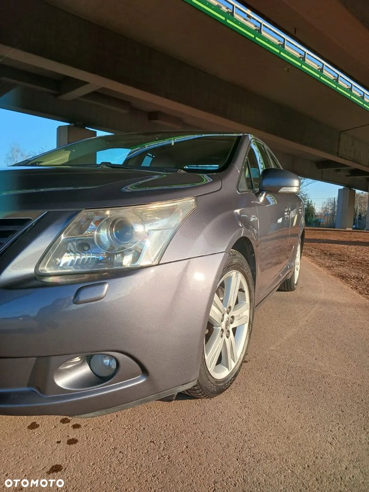 Toyota Avensis 2.2 D-CAT Prestige NAVI - 3