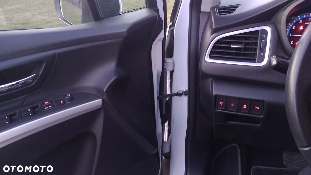 Suzuki SX4 1.6 Premium - 7