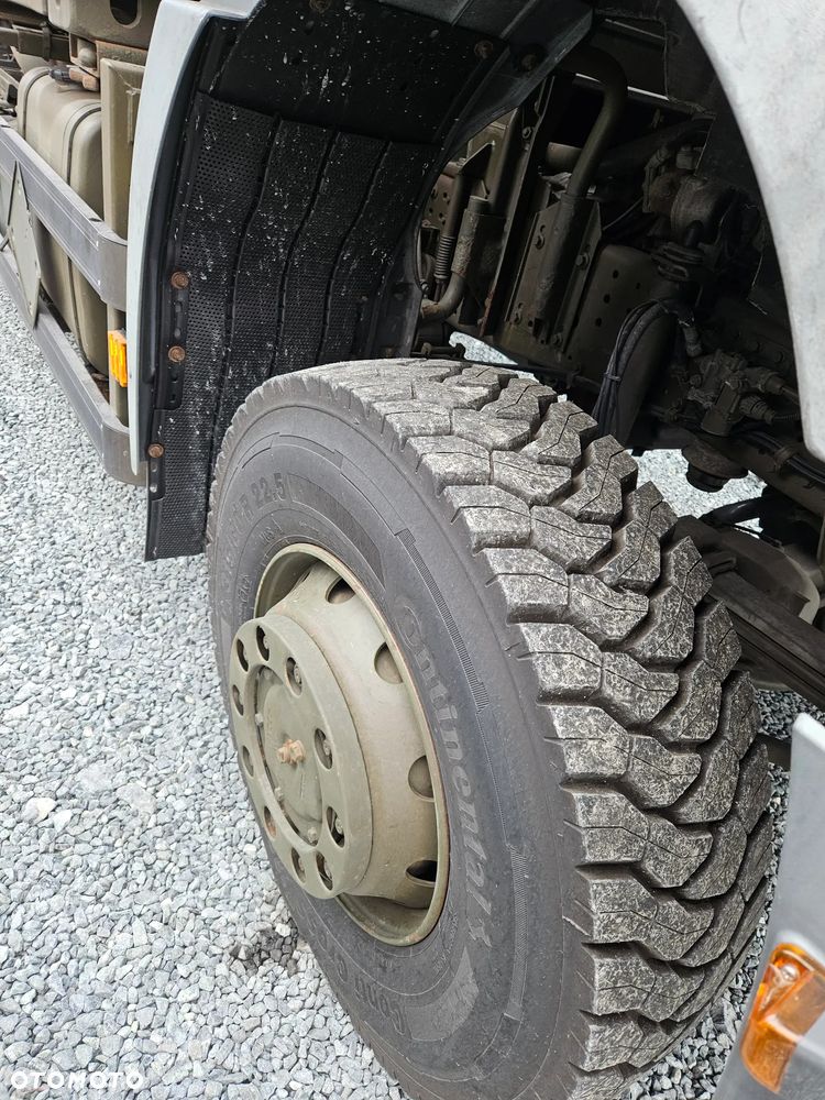 Iveco EuroTrakker - 9