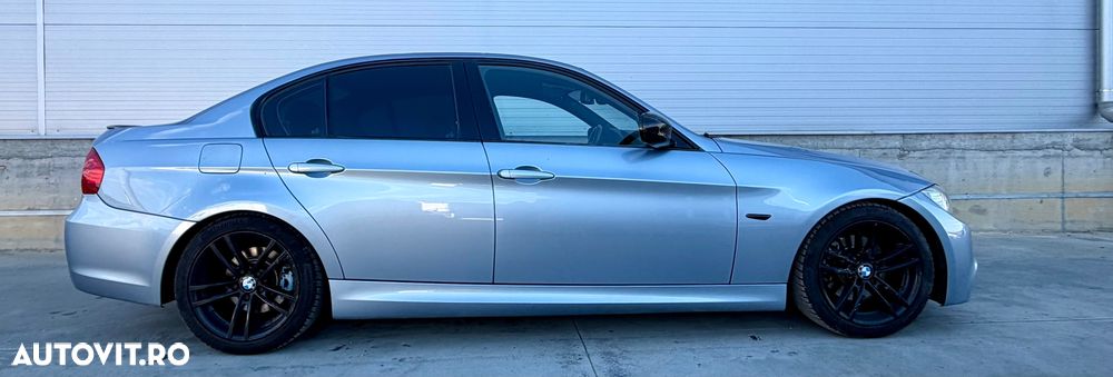 BMW Seria 3 320d DPF Aut. Edition Exclusive - 17
