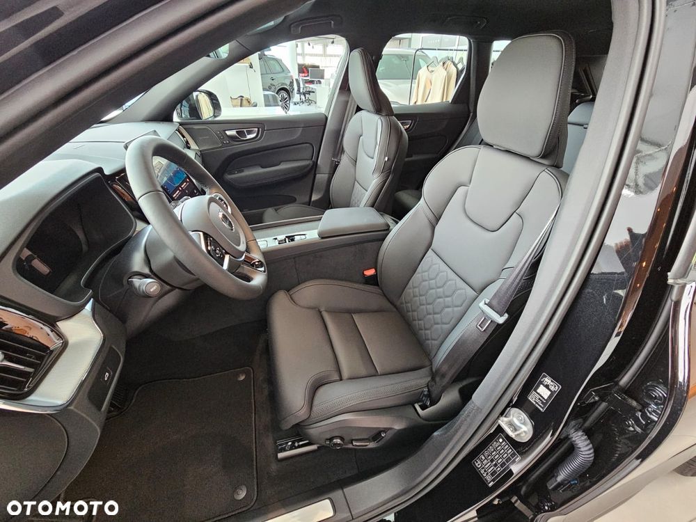 Volvo XC 60 B5 B AWD Core - 7