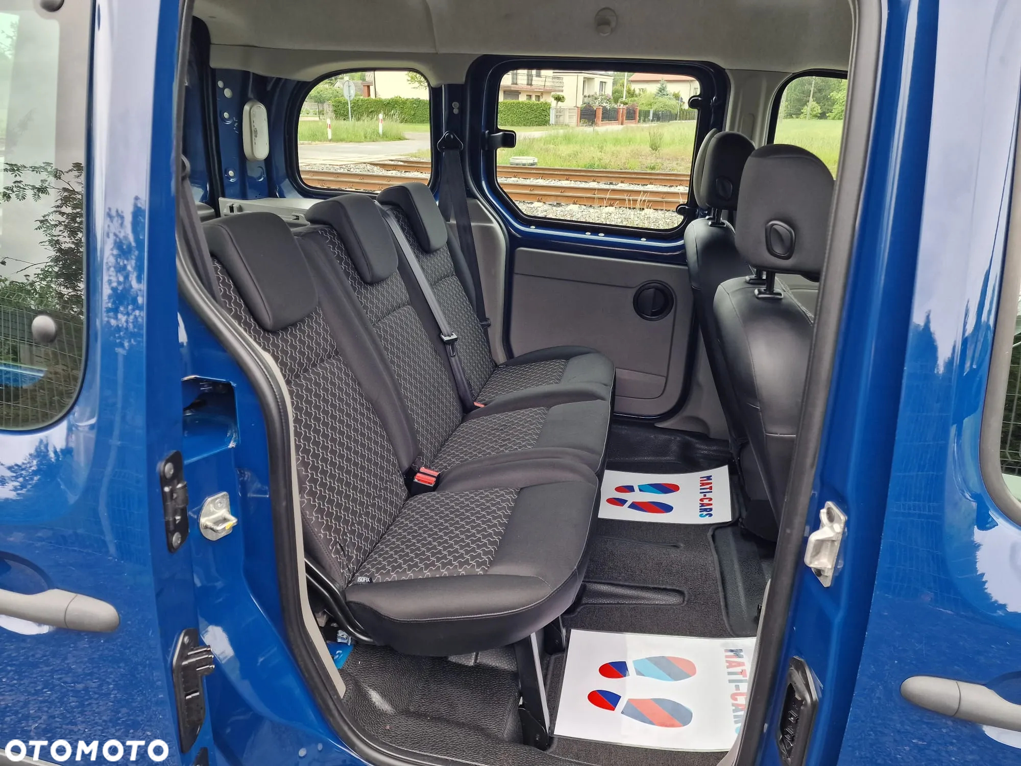 Renault Kangoo 1.6 8V 90 Happy Family - 12