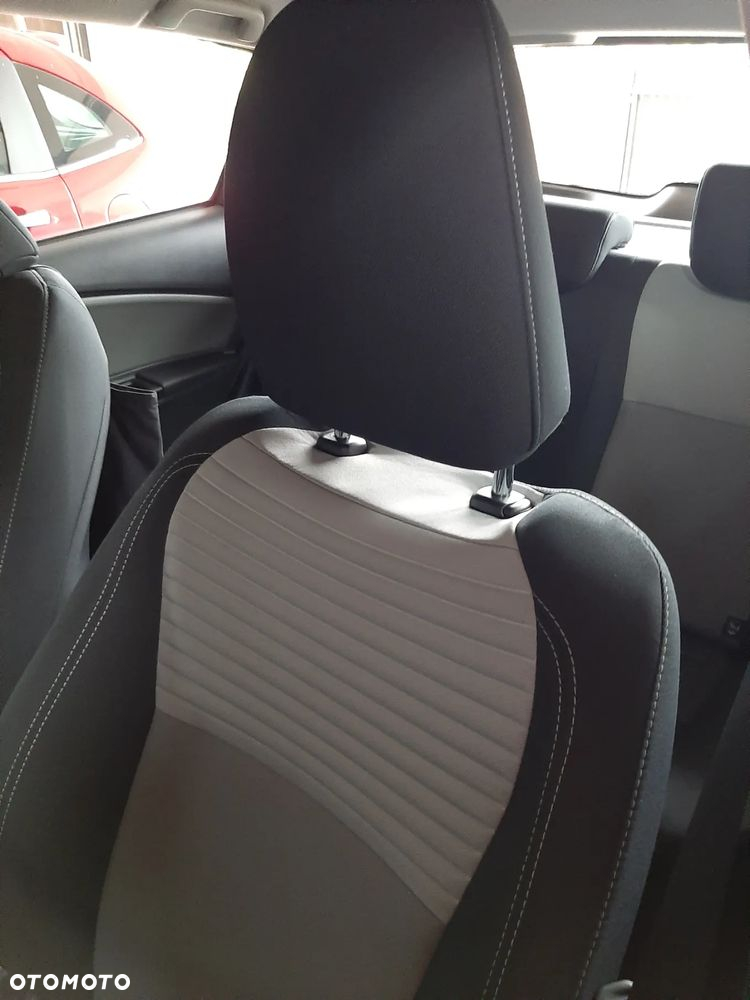 Toyota Yaris 1.5 Premium - 6