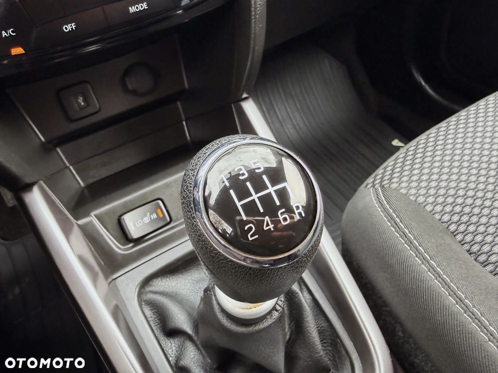 Suzuki Vitara 1.4 Boosterjet Elegance 2WD - 31