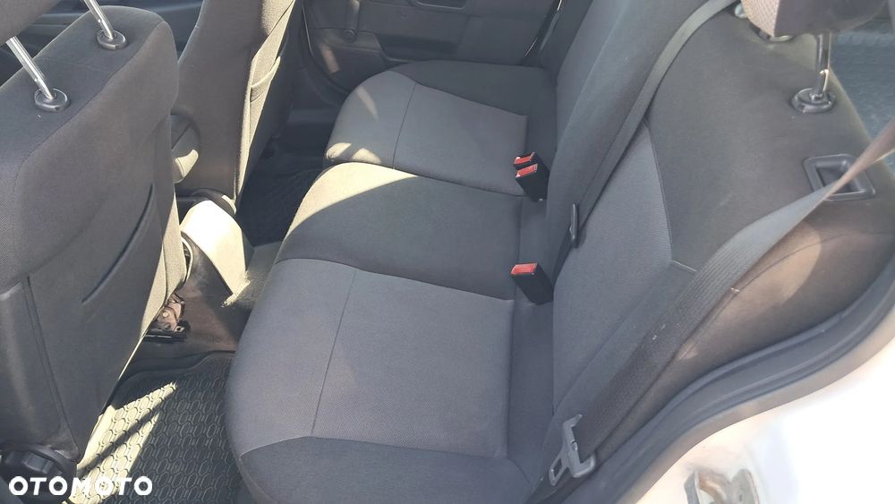 Opel Astra 1.7 CDTI - 11