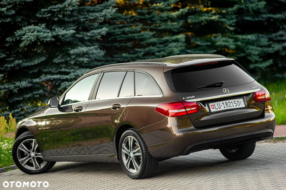 Mercedes-Benz Klasa C 250 (BlueTEC) d 4-Matic 7G-TRONIC - 10