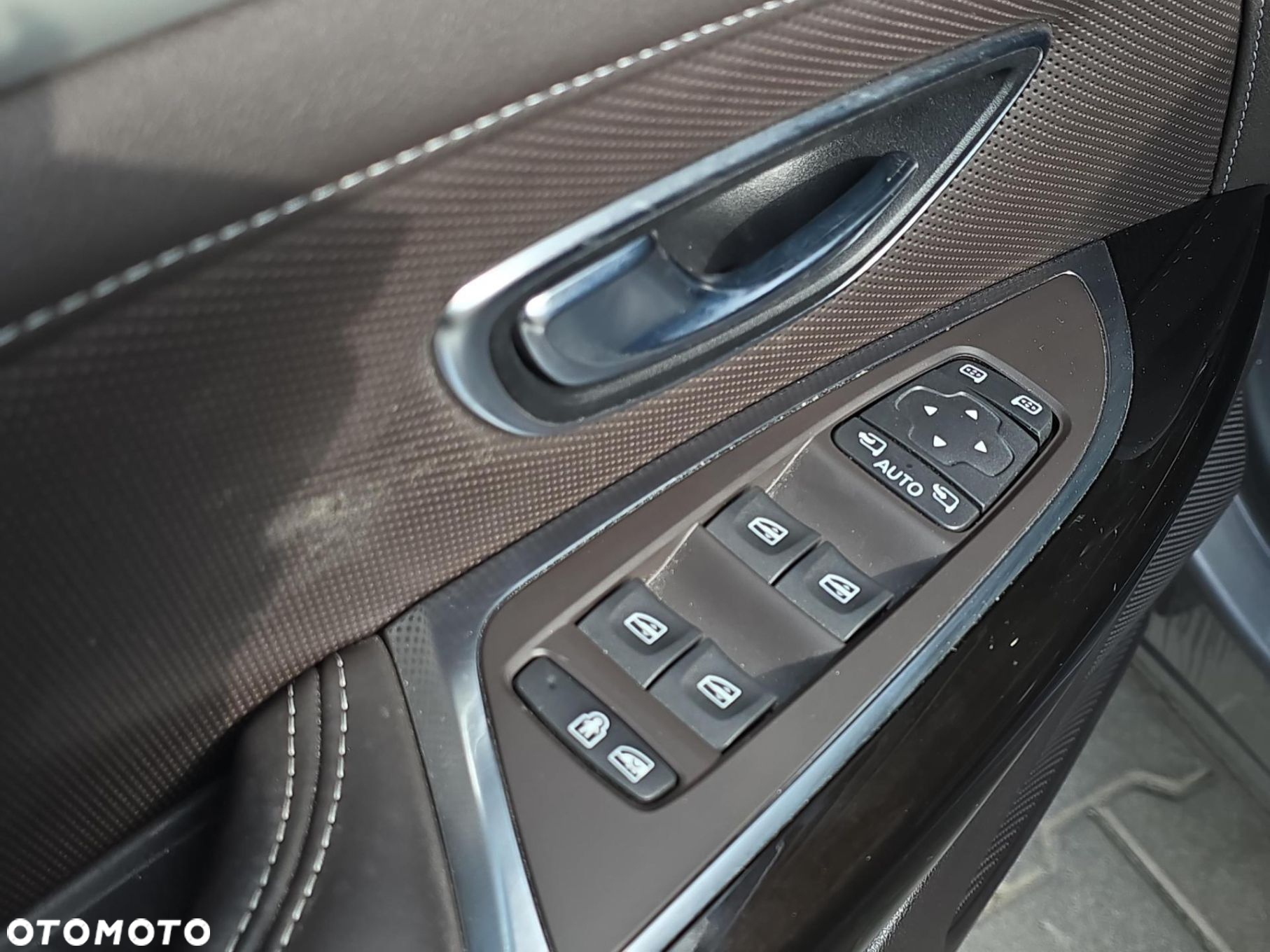 Renault Espace 2.0 Blue dCi Initiale Paris EDC - 13