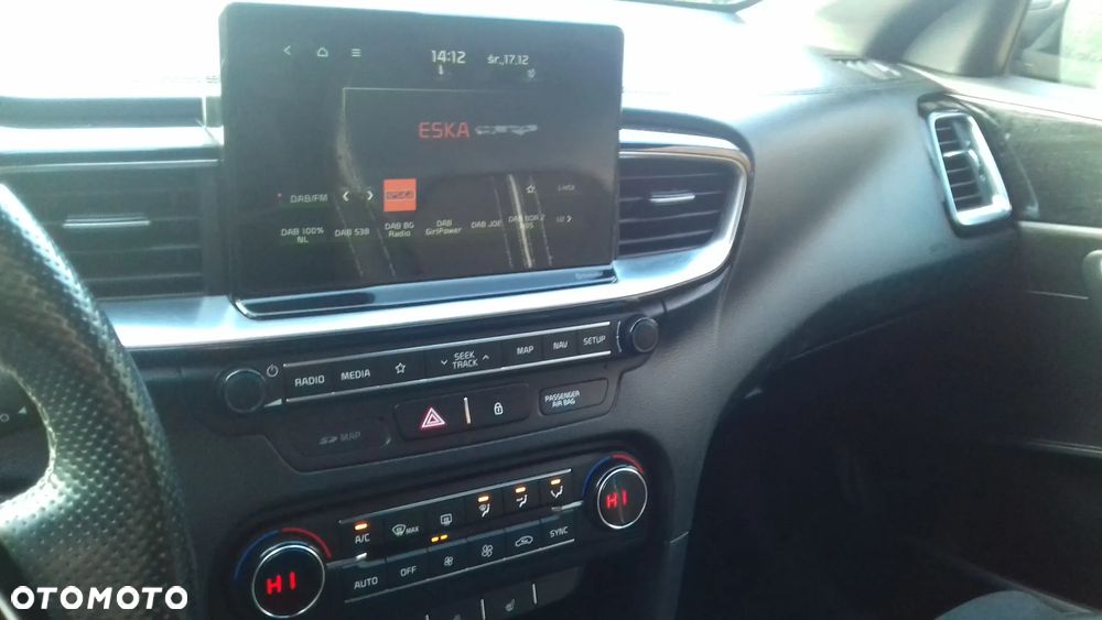 Kia ProCeed 1.4 T-GDI DCT7 OPF GT LINE - 18