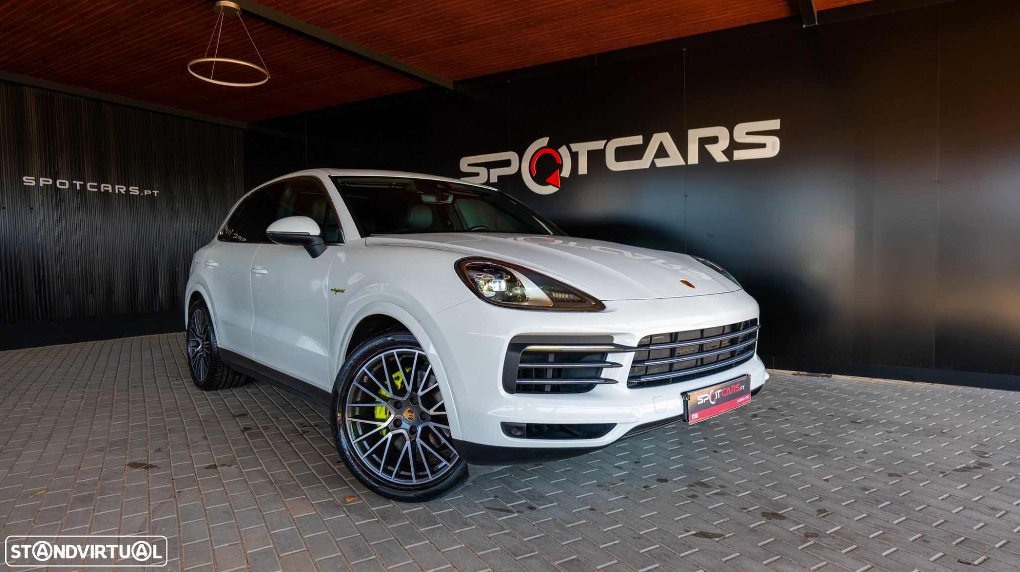 Porsche Cayenne E-Hybrid - 1