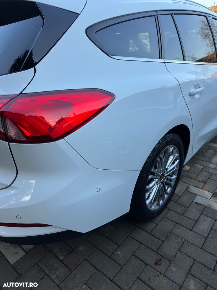 Ford Focus 2.0 EcoBlue Start-Stopp-System TITANIUM X - 18