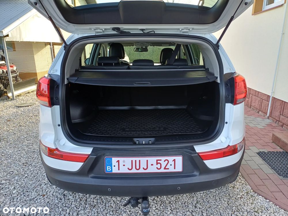 Kia Sportage 1.7 CRDI 2WD Spirit - 13