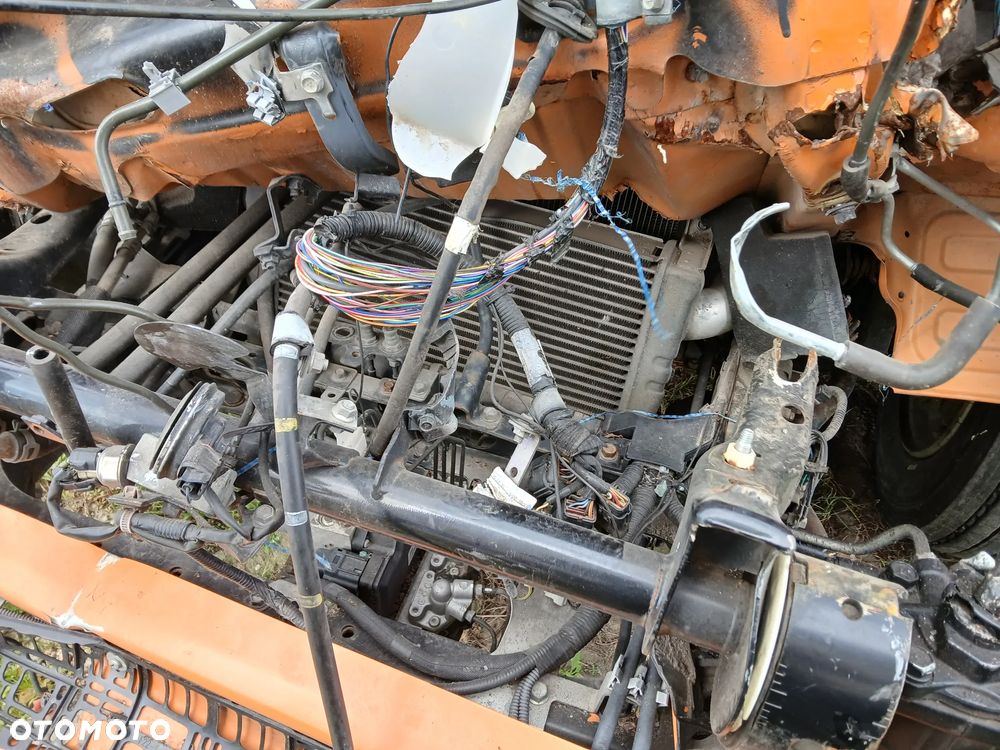 Mitsubishi Fuso - 3