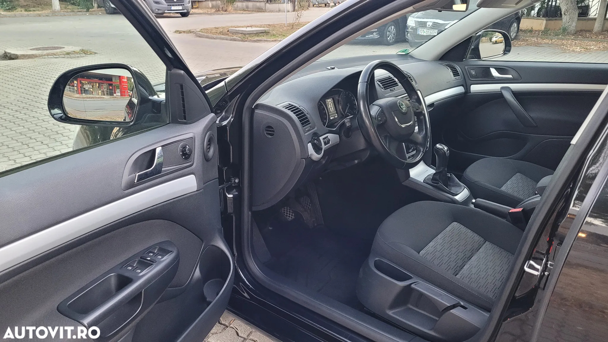 Skoda Octavia - 5