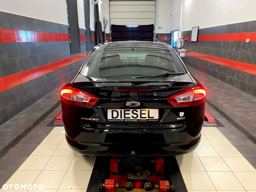 Ford Mondeo 1.6 TDCi Platinium X Plus (Titanium) - 8