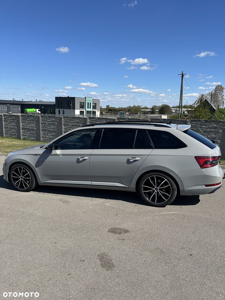 Skoda Superb 2.0 TDI SCR 4x4 Sportline DSG - 3
