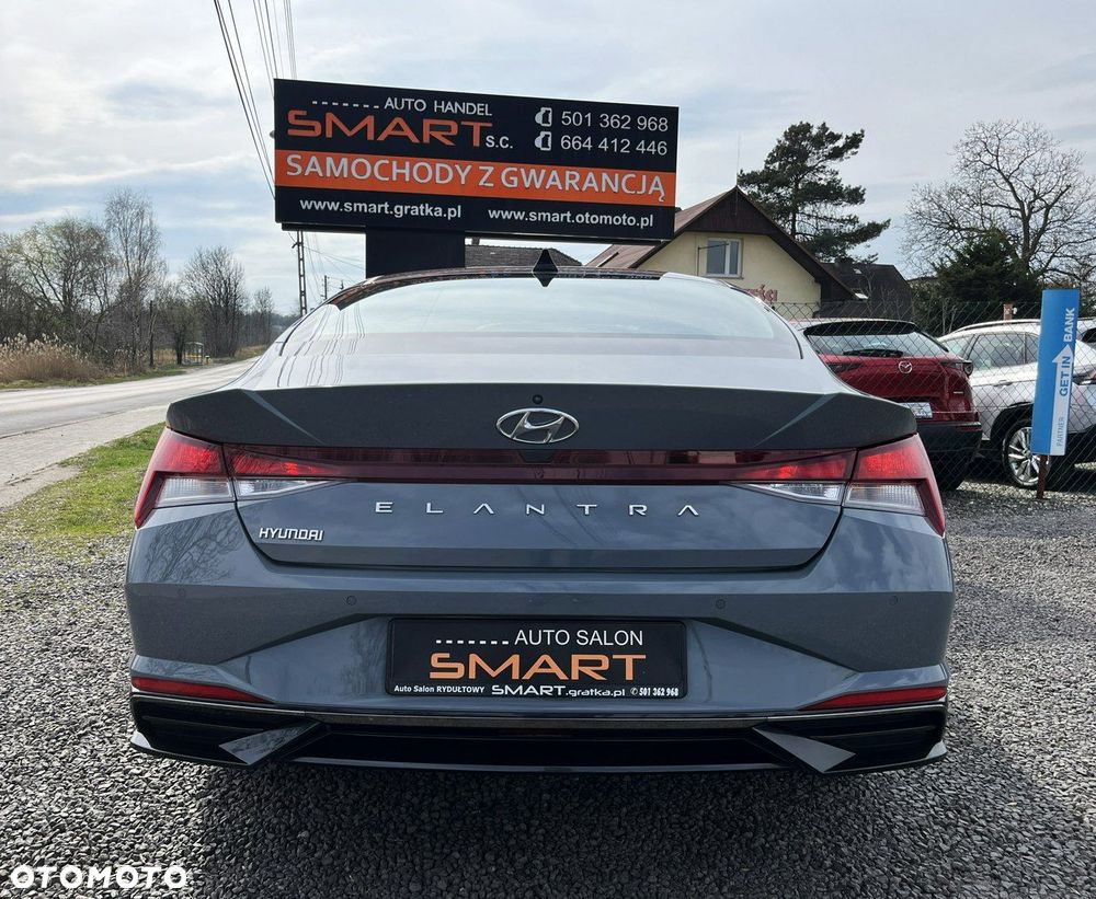 Hyundai Elantra 1.6 Smart CVT - 5