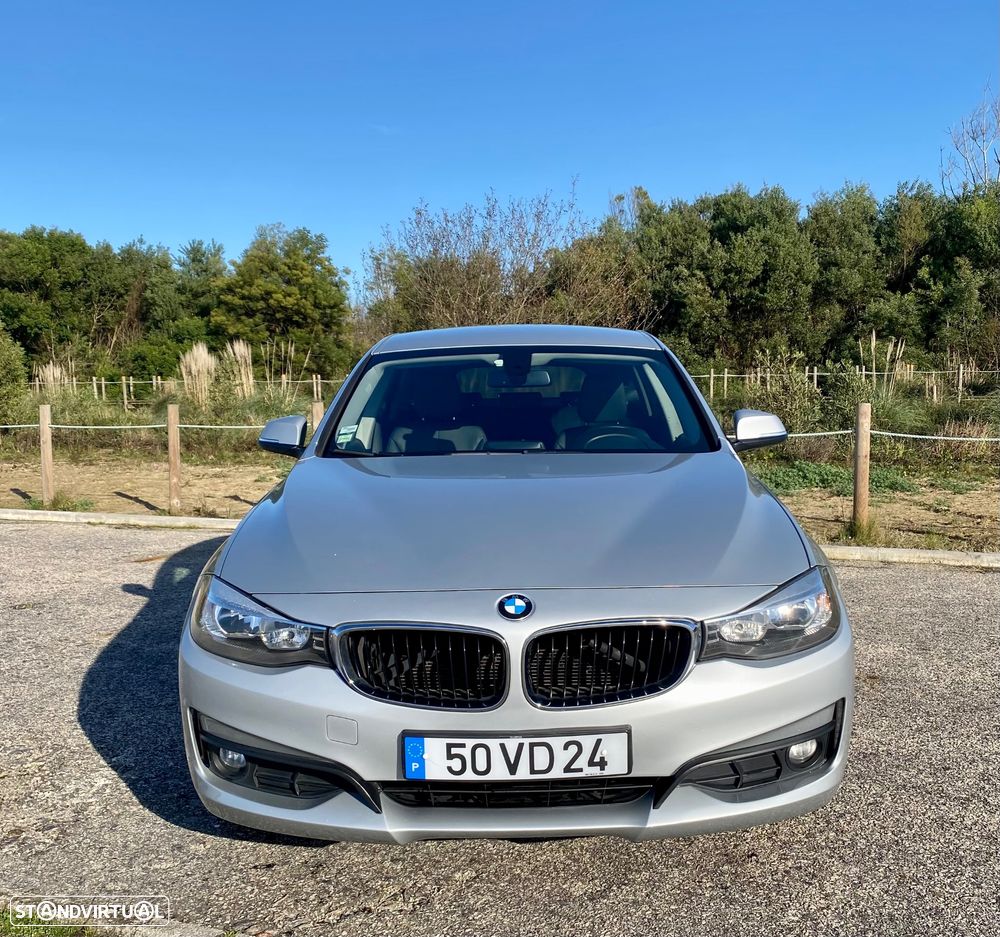 BMW 318 Gran Turismo d Sport Line - 4