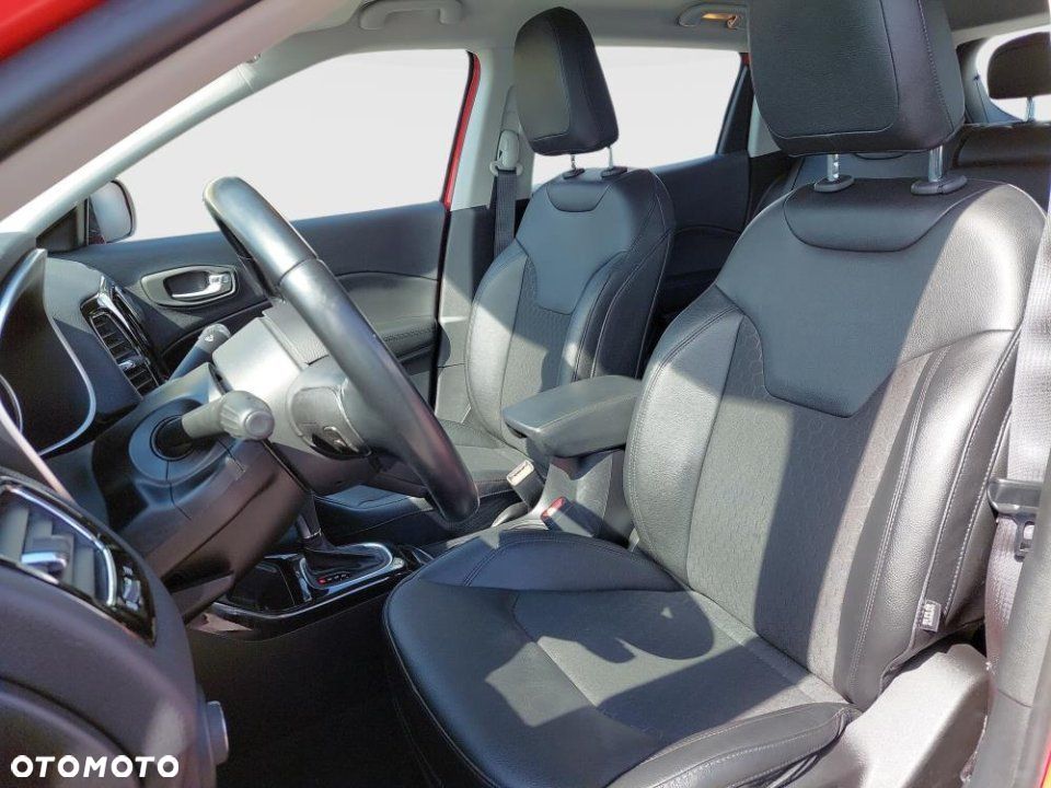 Jeep Compass - 2