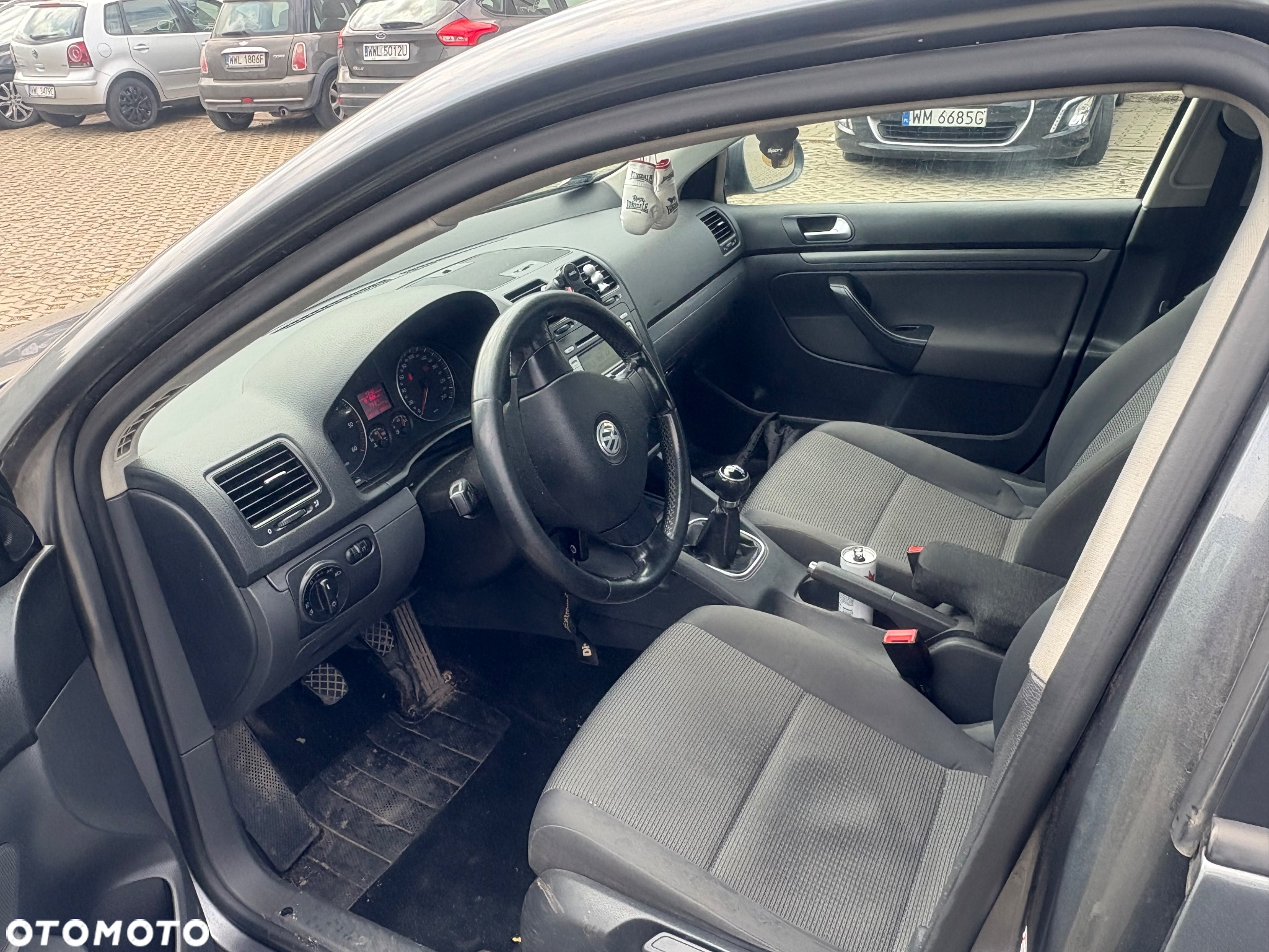 Volkswagen Jetta - 7