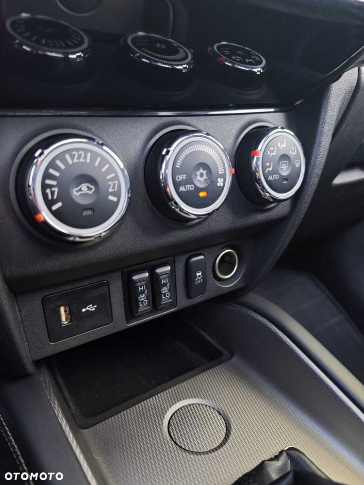 Mitsubishi ASX 1.6 Intense Plus Navi Blue Edition - 25