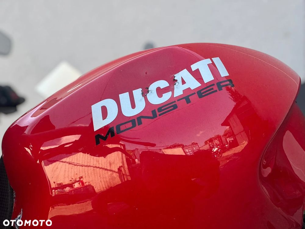 Ducati Monster - 12