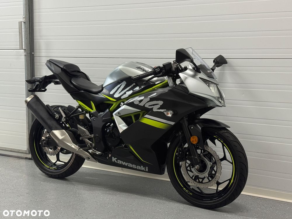 Kawasaki Ninja - 1