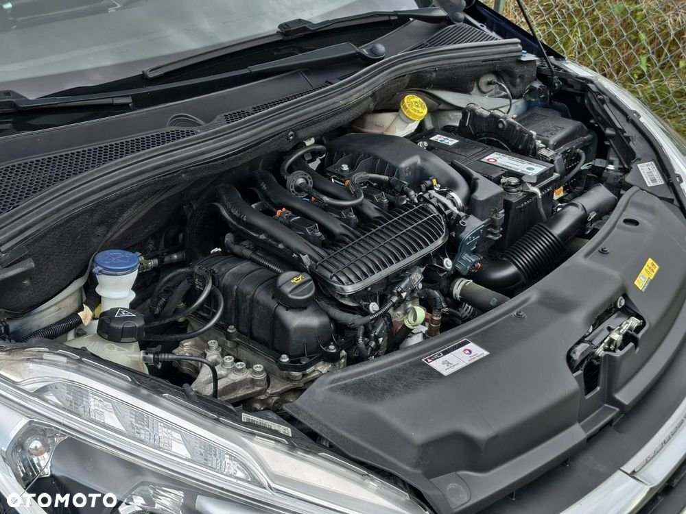 Peugeot 208 - 27