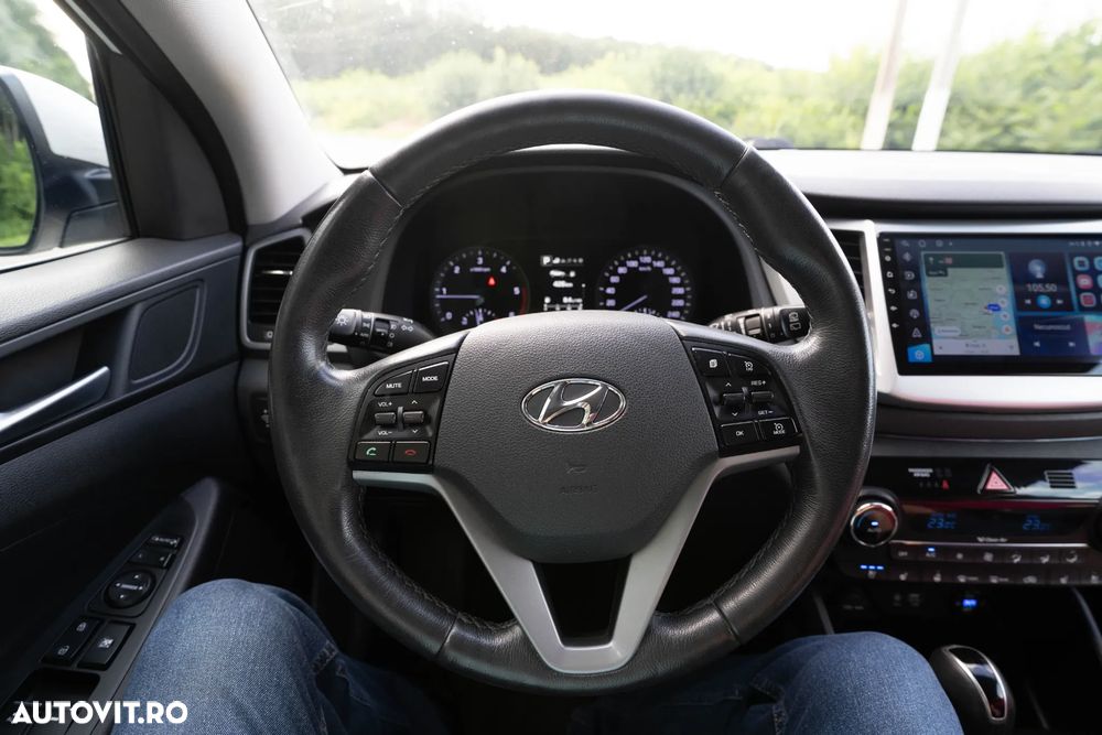 Hyundai Tucson 2.0 CRDI 4WD 6AT Luxury+ - 24