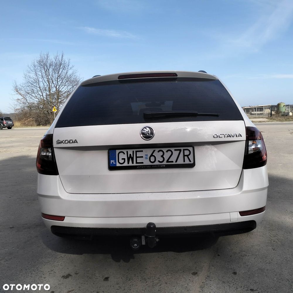 Skoda Octavia 2.0 TDI SCR Clever DSG - 16