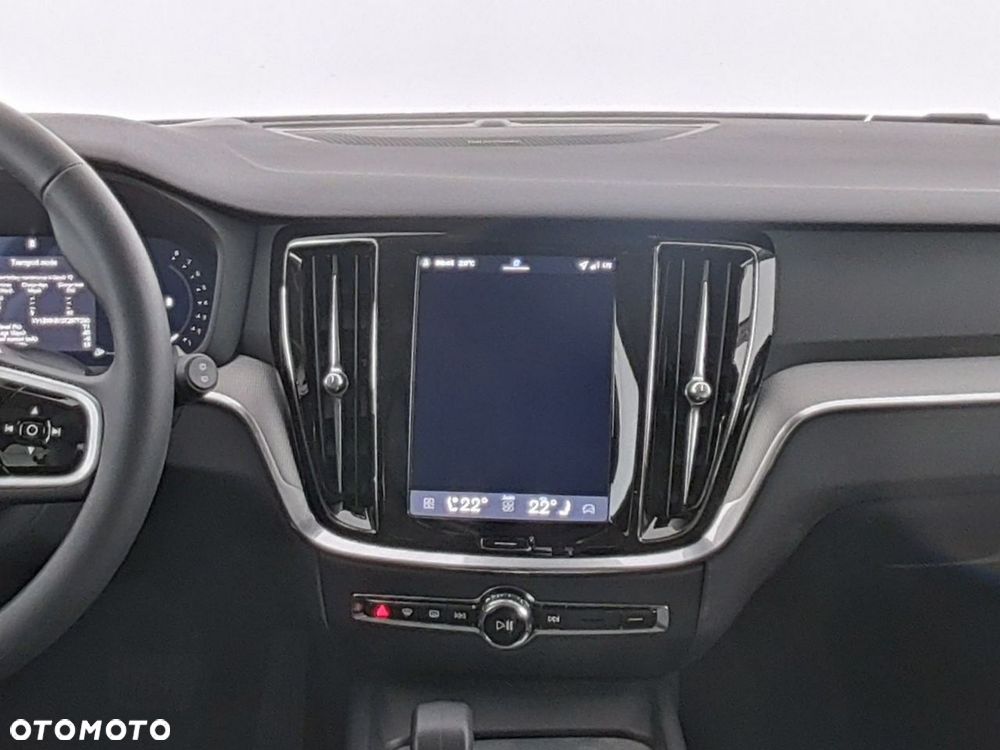 Volvo V60 B4 B Plus Dark - 15